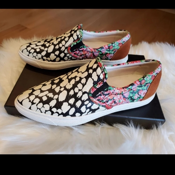 ♥ Coach Leather slip on Loafers size 6 - Picture 3 of 10